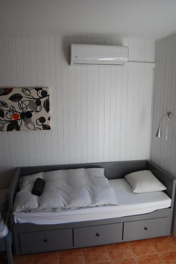 Autoscsarda Es Panzio Hotel Makó Екстериор снимка